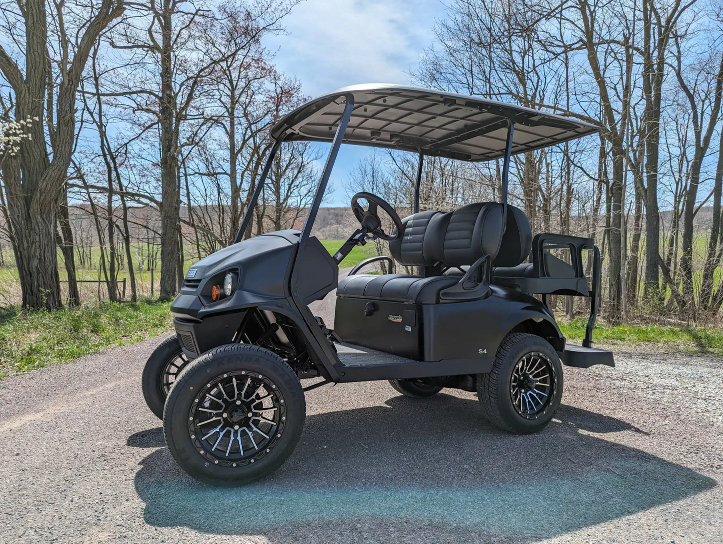2024 E-Z-GO Express 4 Passengers for Sale image 7