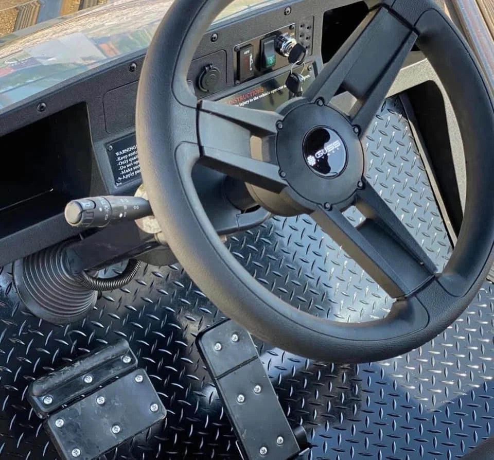 2022 Navitas X4 FSK Edition Golf Cart image 4