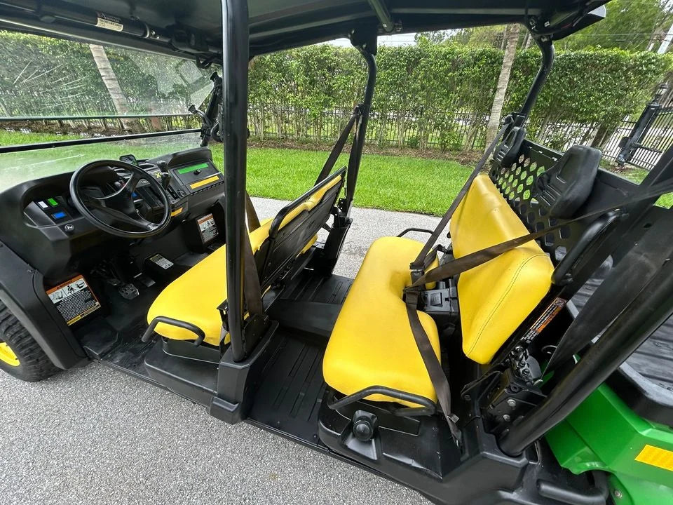 2020 John Deere Gator XUV560E Utility Cart for Sale image 13