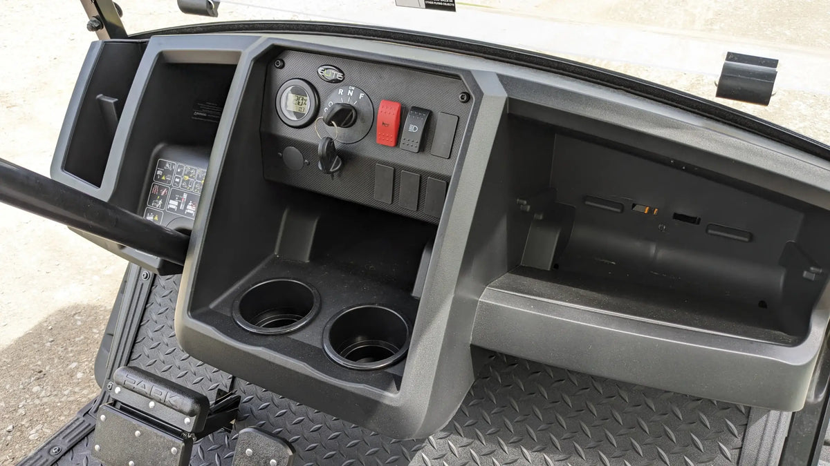 2024 Cushman Hauler 800X ELiTE Lithium Electric for Sale image 2