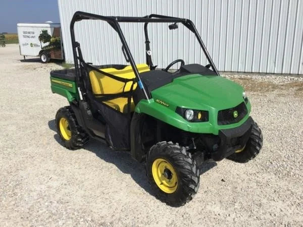 2025 John Deere Gator XUV 560E 4x4 Gas Utility Cart For Sale image 4