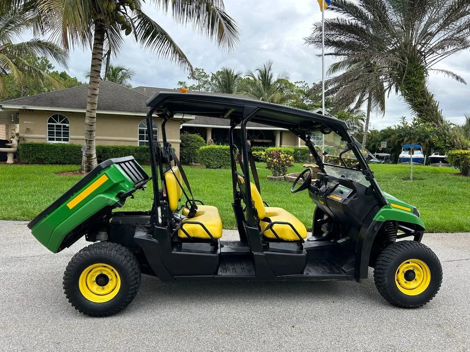 2020 John Deere Gator XUV560E Utility Cart for Sale image 4
