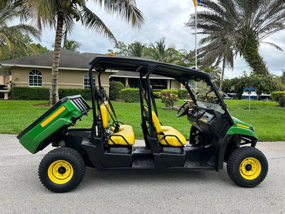2020 John Deere Gator XUV560E Utility Cart for Sale image 4