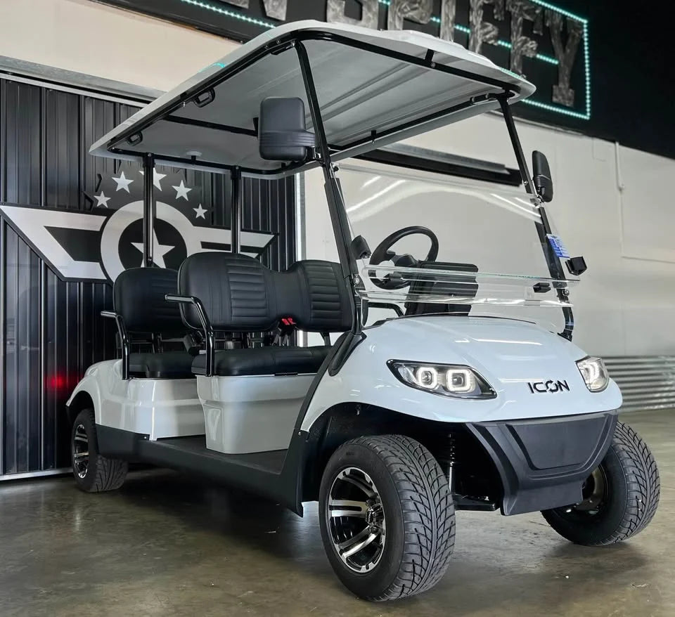 White 2024 Icon EV i40F Golf Cart for Sale image 3