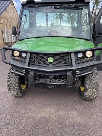 2023 John Deere Gator XUV 835M HVAC For Sale image 3