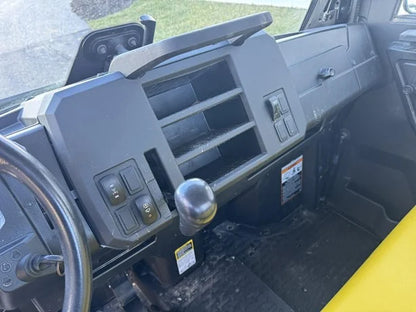 2018 John Deere Gator 4WD XUV 835M Utility Cart for Sale image 4