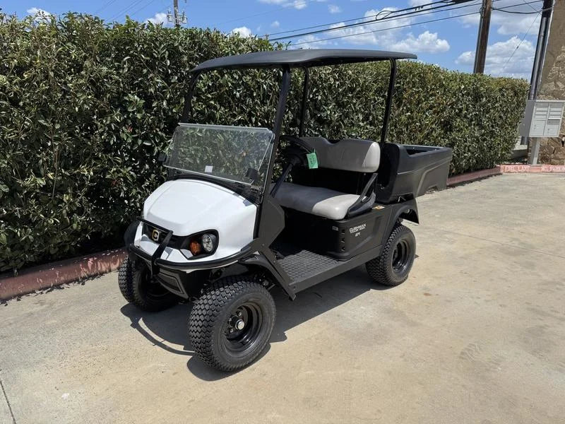 2025 Cushman® Hauler® 800X Gas Golf Cart for Sale image 0