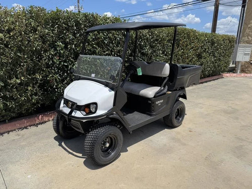 2025 Cushman® Hauler® 800X Gas Golf Cart for Sale image 0