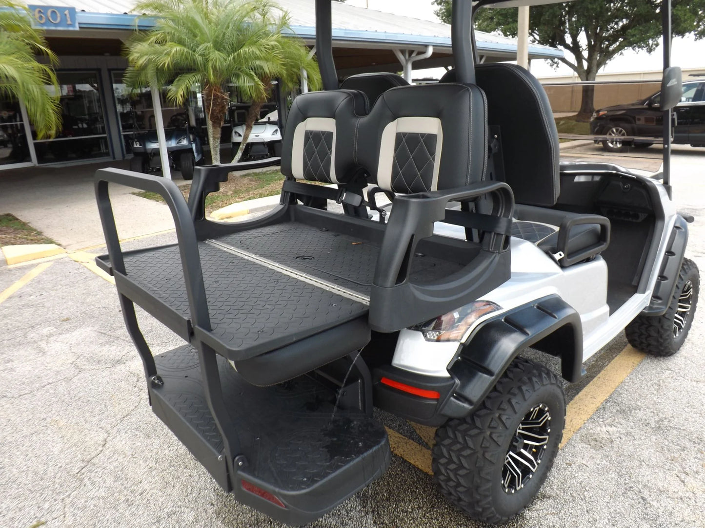 2024 Star EV SIRIUS 2+2 Lifted Lithium Golf Cart for Sale image 13