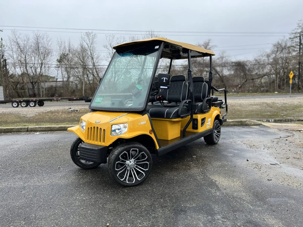 2023 Tomberlin Saloon Golf Cart for Sale image 0