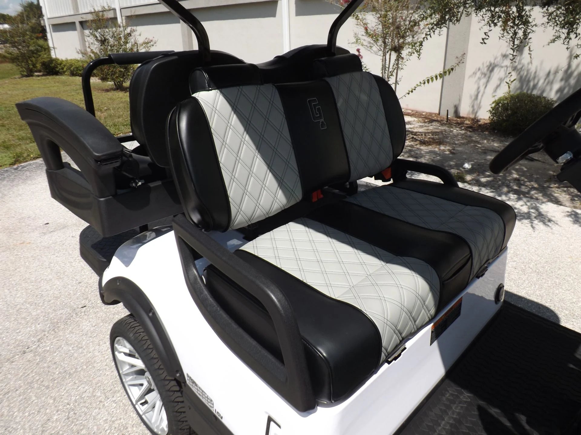 White 2023 HONOR LSV 2+2 G1 Lifted Lithium Golf Cart for Sale image 10