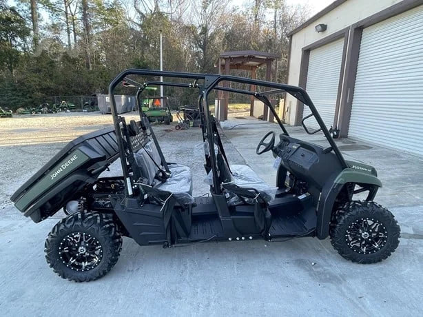 2024 John Deere Gator XUV 590i S4 4x4 Gas Utility Cart For Sale image 0