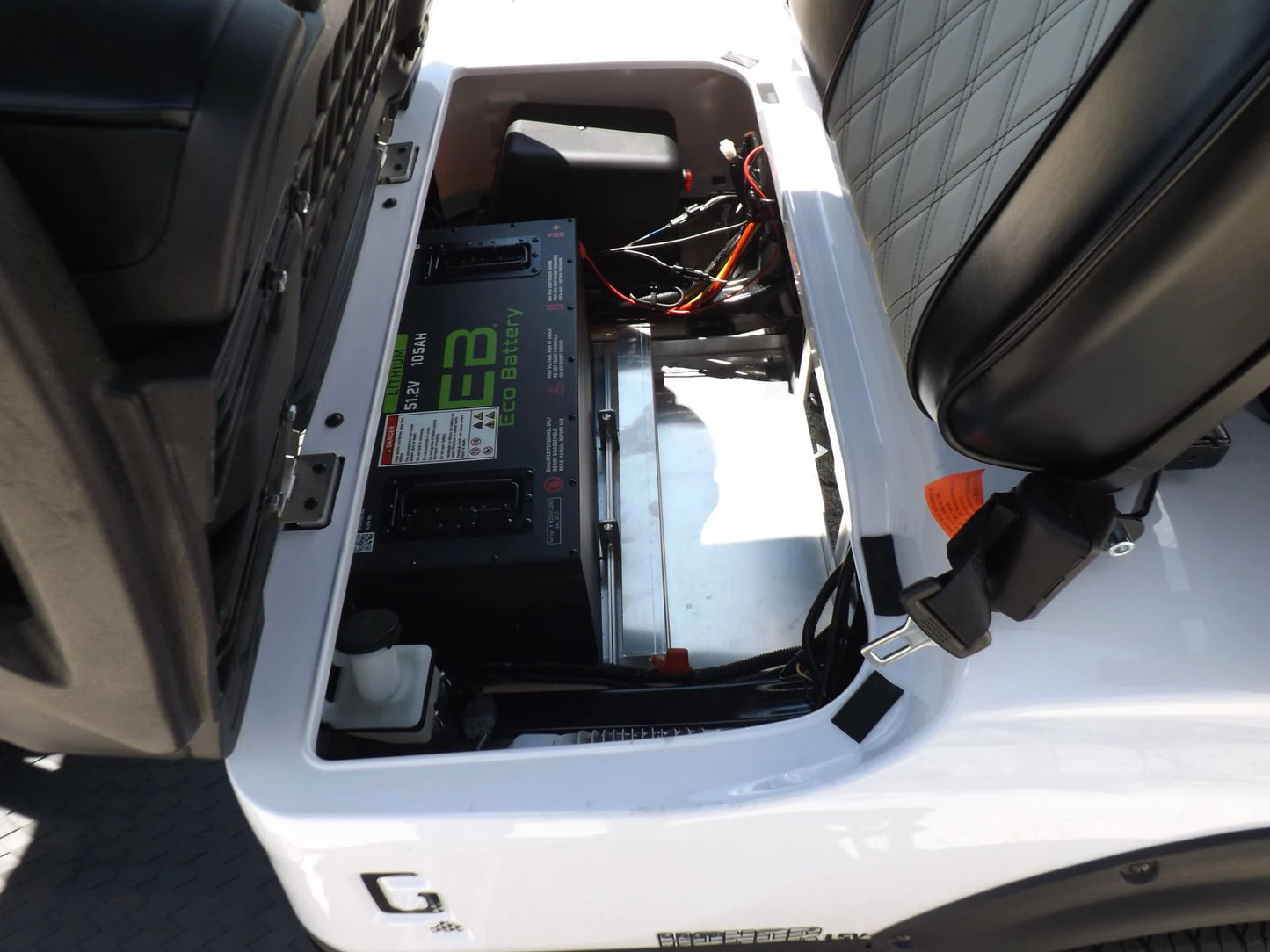 White 2023 HONOR LSV 2+2 G1 Lifted Lithium Golf Cart for Sale image 17