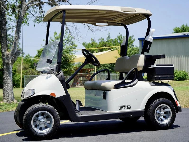 2010 E-Z-GO Freedom RXV 2 Passenger Golf Cart For Sale image 6