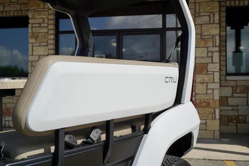 2024 CLUB CAR CRU 6-Passenger Electric LSV for Sale image 4