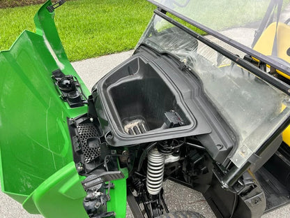 2020 John Deere Gator XUV560E Utility Cart for Sale image 12