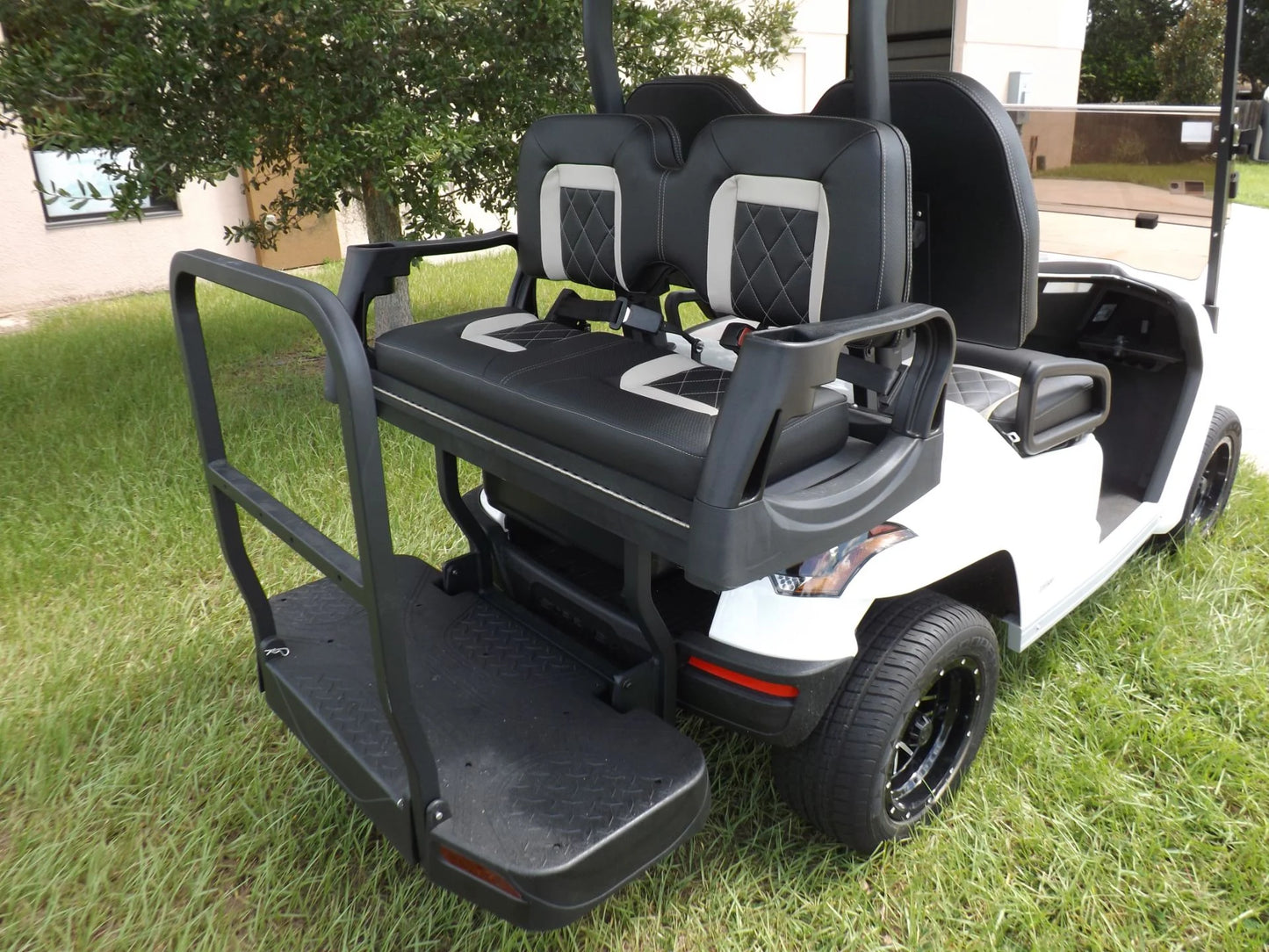 White 2023 Star EV SIRIUS 2+2 Golf Cart for Sale image 13
