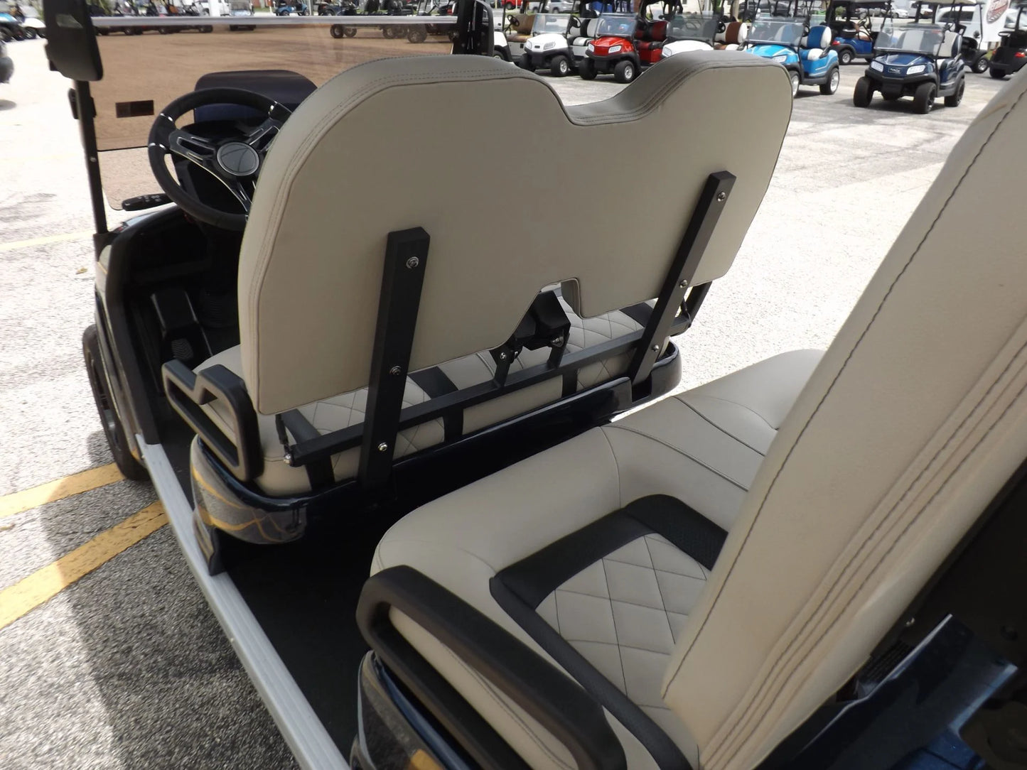 Black 2024 Star EV SIRIUS 4 Forward Lithium Golf Cart for Sale image 15