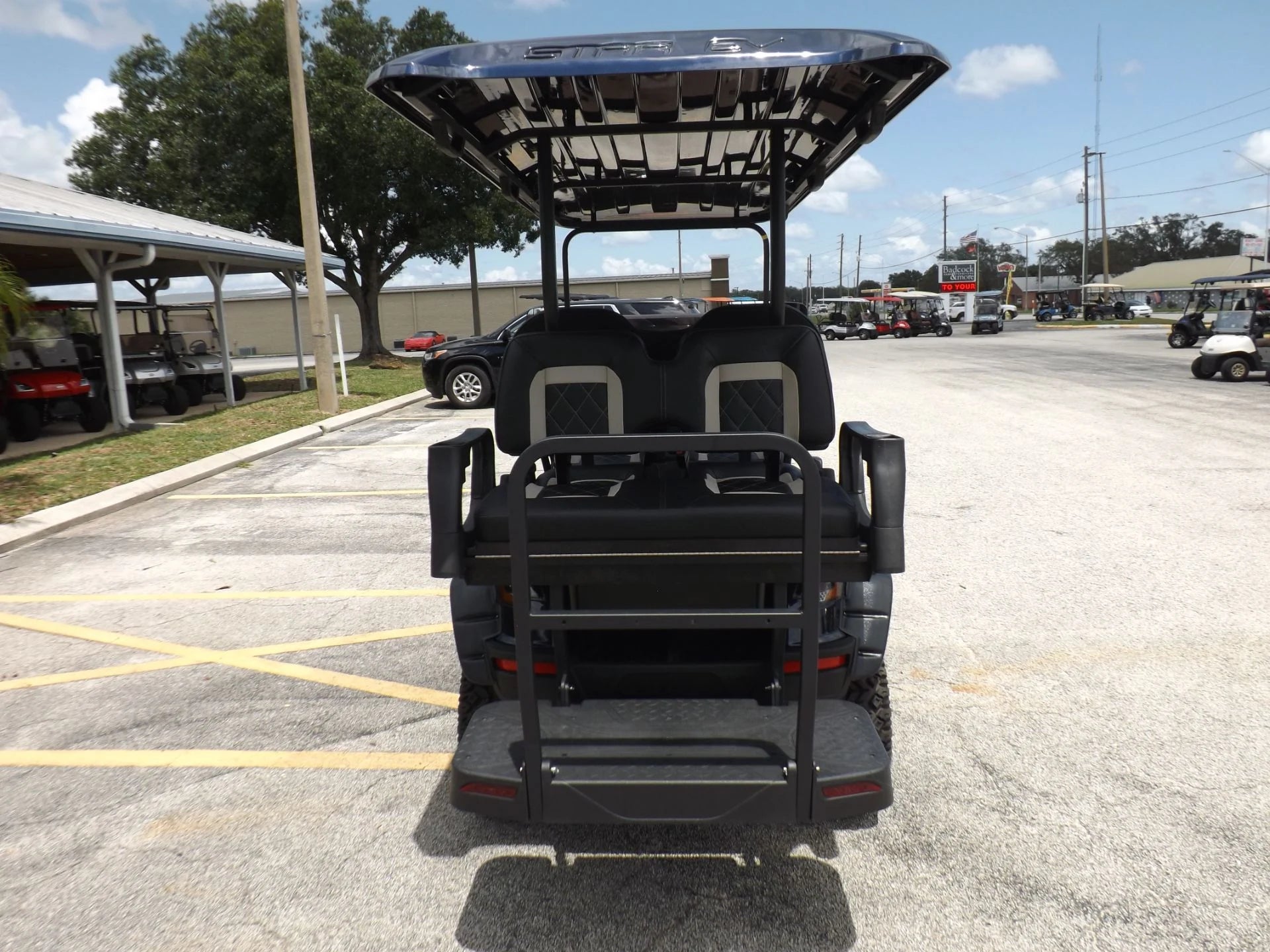 2024 Star EV SIRIUS 4+2 Lifted Lithium Golf Cart for Sale image 3
