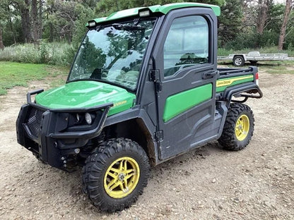 2024 John Deere Gator XUV 835R Signature Edition 4WD Utility Cart for Sale image 2