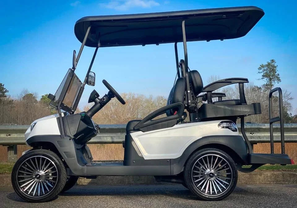 2023 Atlas non lifted 4 Passengers Golf Cart for Sale image 3