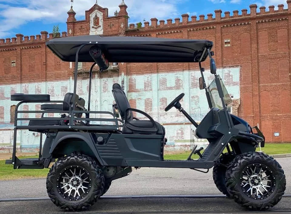 2017 Cushman Hauler 1200 Golf Cart for Sale image 3