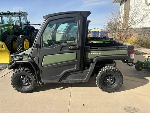 2021 John Deere Gator XUV 835R 4WD Utility Cart for Sale image 0