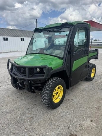 2018 John Deere Gator XUV 835R 4WD Utility Cart for Sale image 1