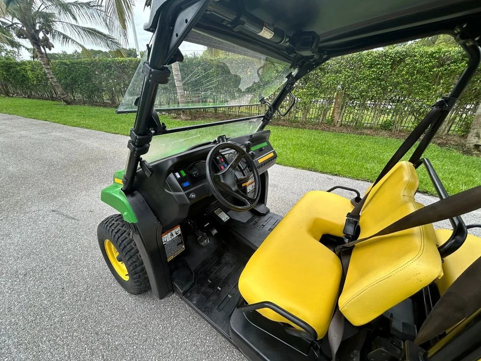 2020 John Deere Gator XUV560E Utility Cart for Sale image 10