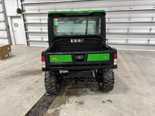 2019 John Deere Gator XUV 835R For Sale image 2