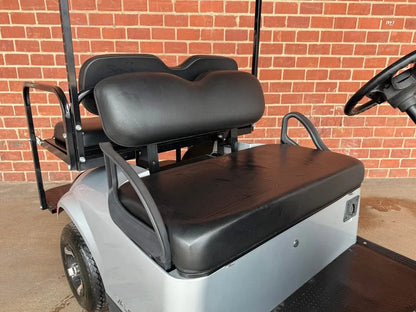 2022 E-Z-GO Valor 48V Golf Cart (Silver) image 4