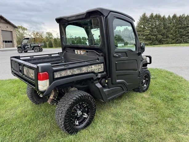 2023 John Deere Gator XUV 835R 4WD Utility Cart for Sale image 3