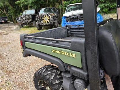 2018 John Deere Gator XUV 835M 4WD Utility Cart for Sale image 4