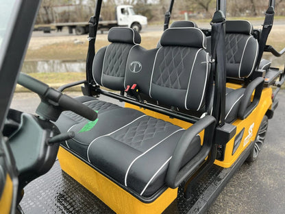 2023 Tomberlin Saloon Golf Cart for Sale image 4