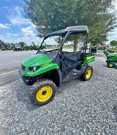 2025 John Deere Gator XUV 560E 4x4 Gas Utility Cart For Sale image 0
