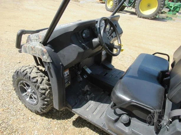 2012 John Deere Gator XUV 550 4x4 Gas Utility Cart For Sale image 1