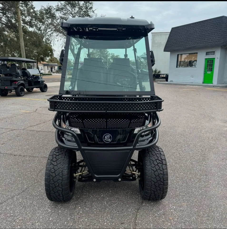 2025 EPIC e60L Golf Cart for Sale image 2