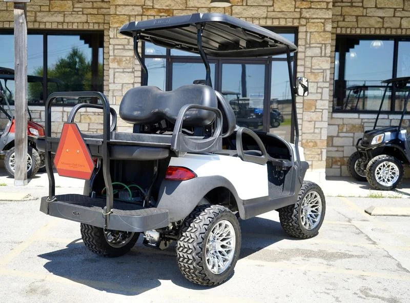 2019 CLUB CAR Tempo Lifted Gas EFI for Sale image 2