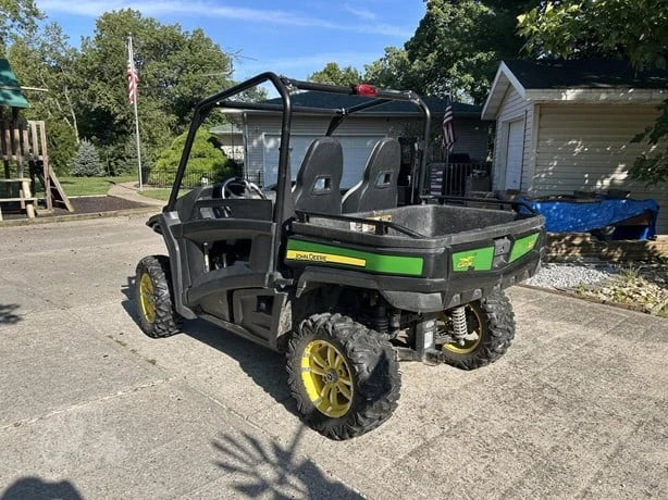 2012 John Deere Gator RSX 850i 4WD Utility Cart for Sale image 4