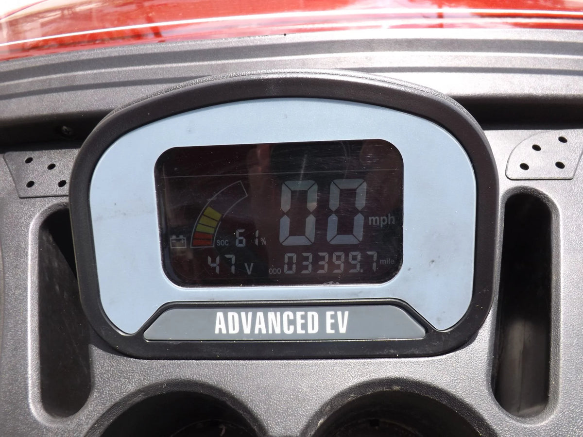 Merlot 2022 Advanced EV AEV 2 Golf Cart for Sale image 9