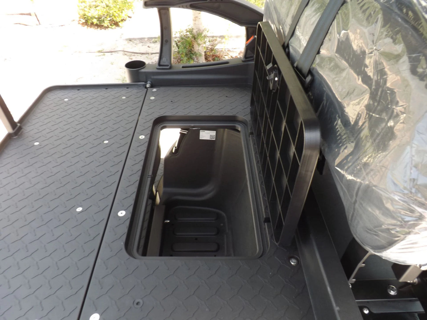 2022 Bintelli BEYOND 4P Lifted Golf Cart for Sale image 15
