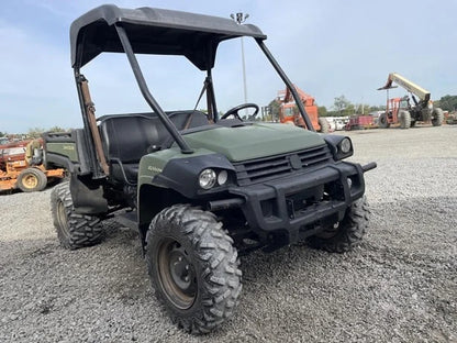 2019 John Deere Gator XUV 825M 4WD Utility Cart for Sale image 0