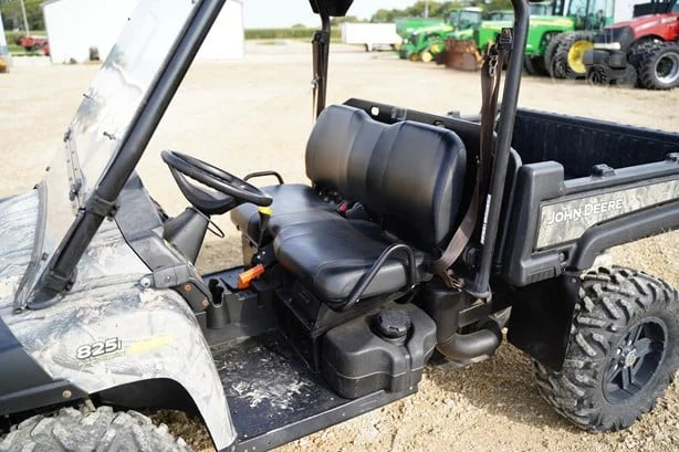 2017 John Deere Gator XUV 825i 4WD Utility Cart for Sale image 8