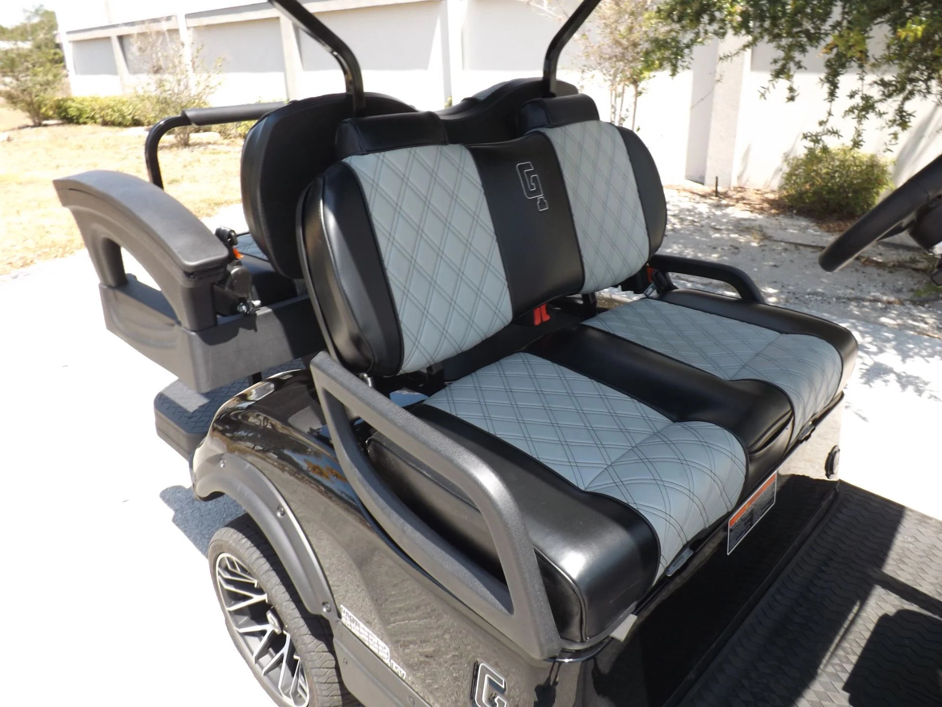 2024 HONOR LSV 2+2 G1 Lifted Lithium Golf Cart for Sale image 11