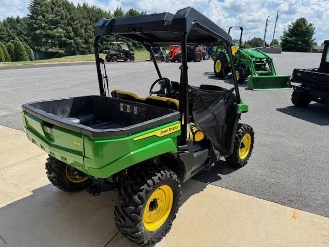 2022 John Deere Gator XUV560E Utility Cart for Sale image 7