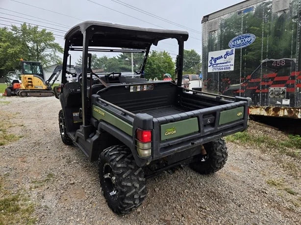 2018 John Deere Gator XUV 835M 4WD Utility Cart for Sale image 7