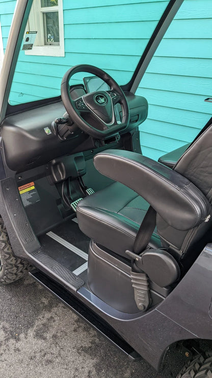 2023 Evolution D3 Lithium-Ion Lifted Golf Cart for Sale image 5