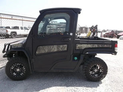 2018 John Deere Gator XUV 865R 4WD Diesel Utility Cart for Sale image 2