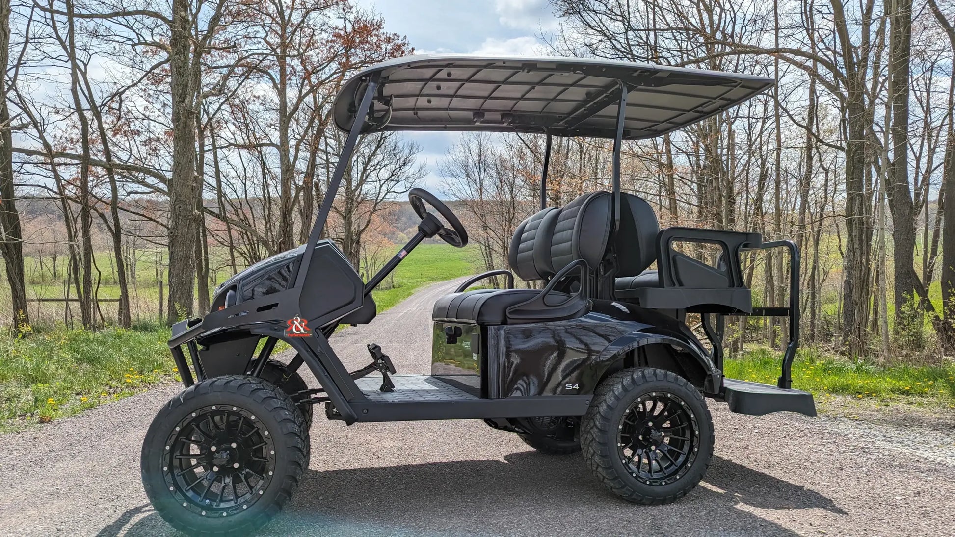 2024 E-Z-GO Express 4 Passengers for Sale image 0
