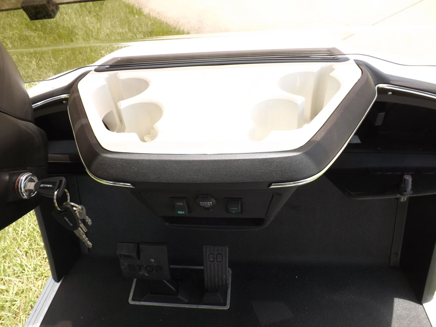 White 2023 Star EV SIRIUS 2+2 Golf Cart for Sale image 11